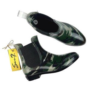 Seven7 Dover Rain Ankle Booties Size 6 Water Boots Chelsea Pull On Green Camo